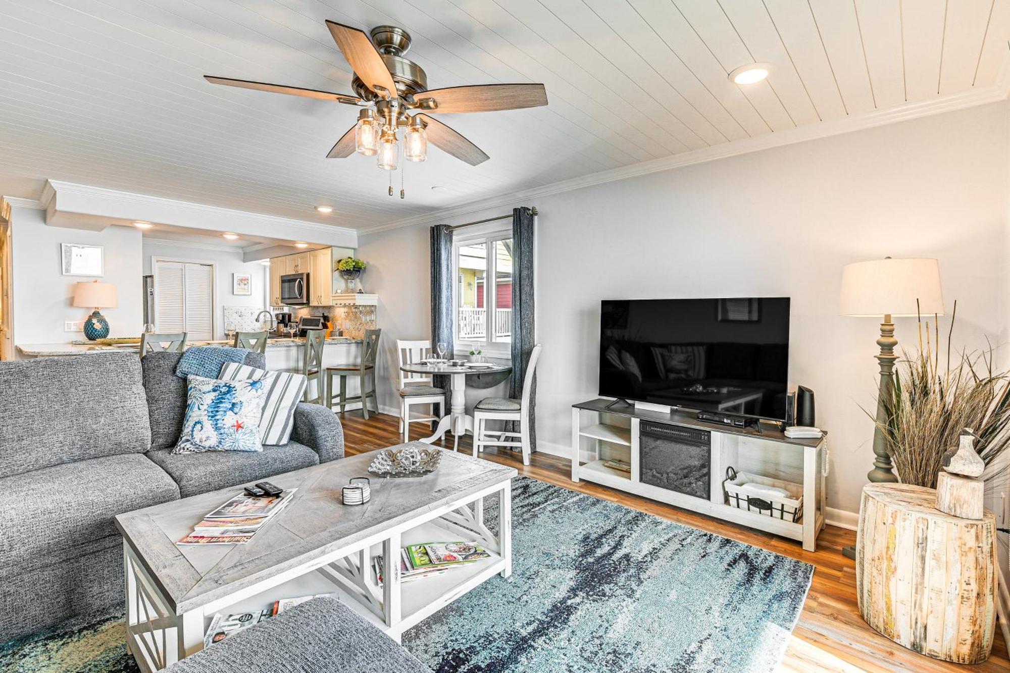 On-The-Beach Escape Oceanfront In Surfside! Миртъл Бийч Екстериор снимка
