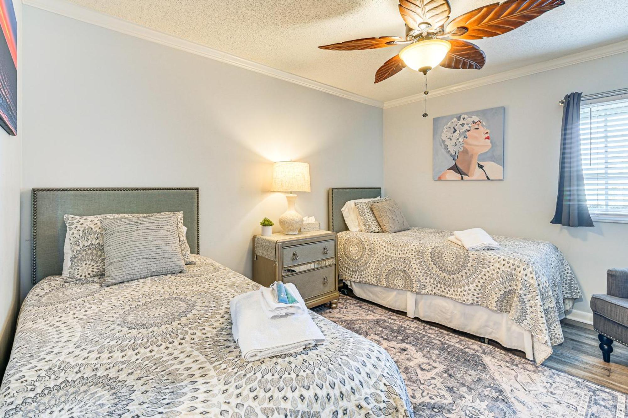 On-The-Beach Escape Oceanfront In Surfside! Миртъл Бийч Екстериор снимка