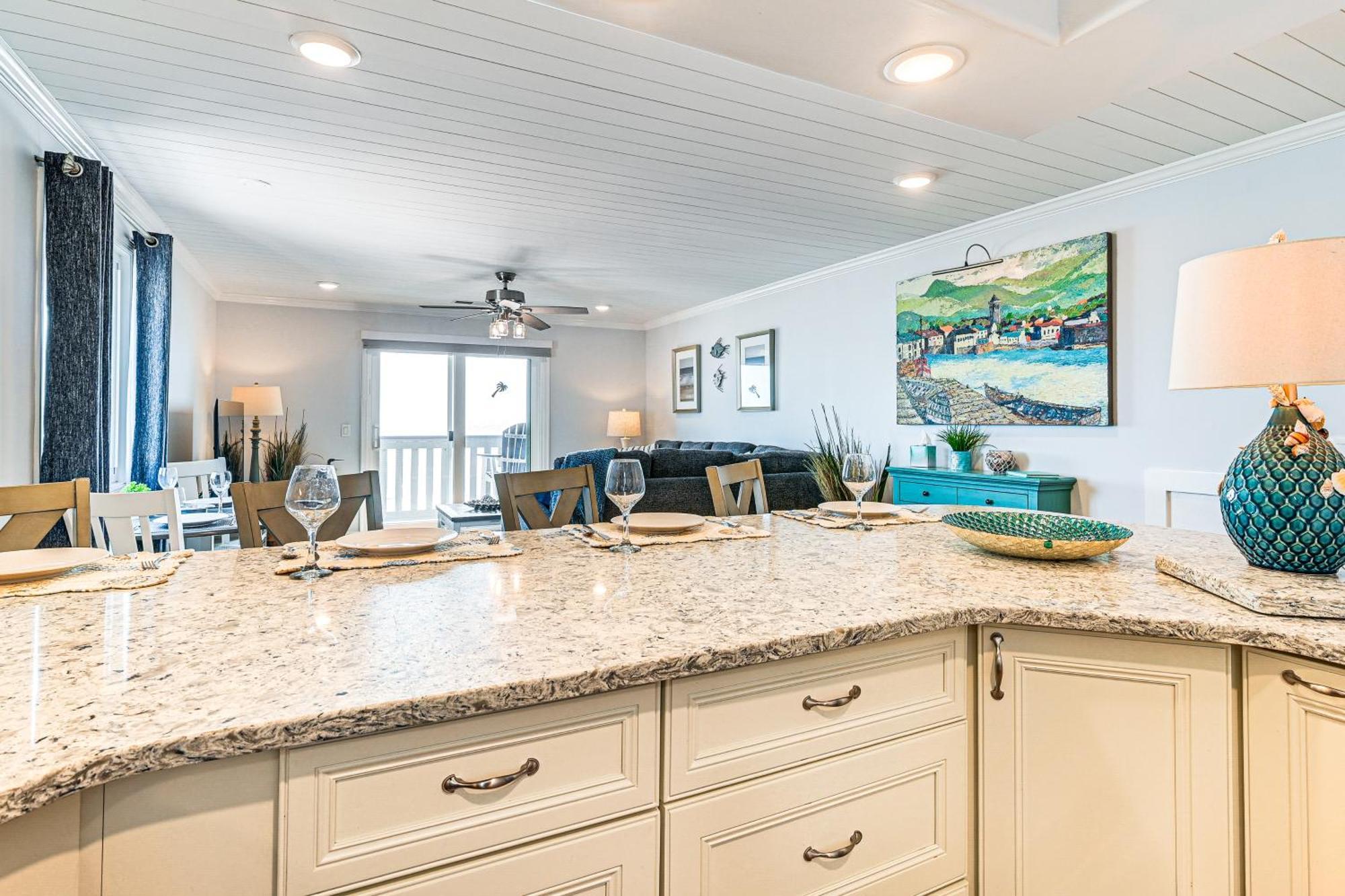 On-The-Beach Escape Oceanfront In Surfside! Миртъл Бийч Екстериор снимка